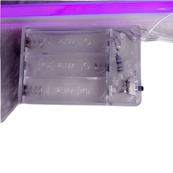 HP🔥 Enhance Your Space‎ w Pink Cloud LED Decorative Lamp: Battery or USBPowered - Picture 7 of 10